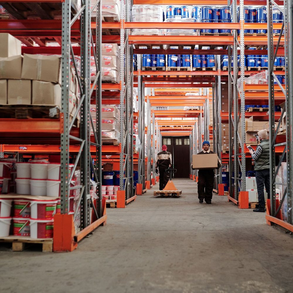 Warehouse aisles serviced for commercial pest control